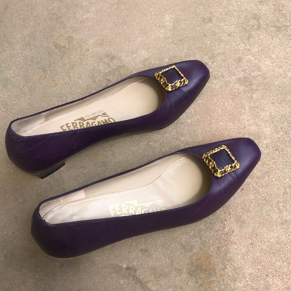 Vintage Salvatore Ferragamo shoes purple violet buckle gold furniture